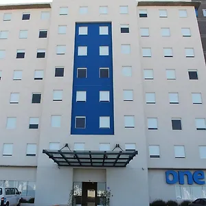 *** Hotel One Centro Sur Mexico